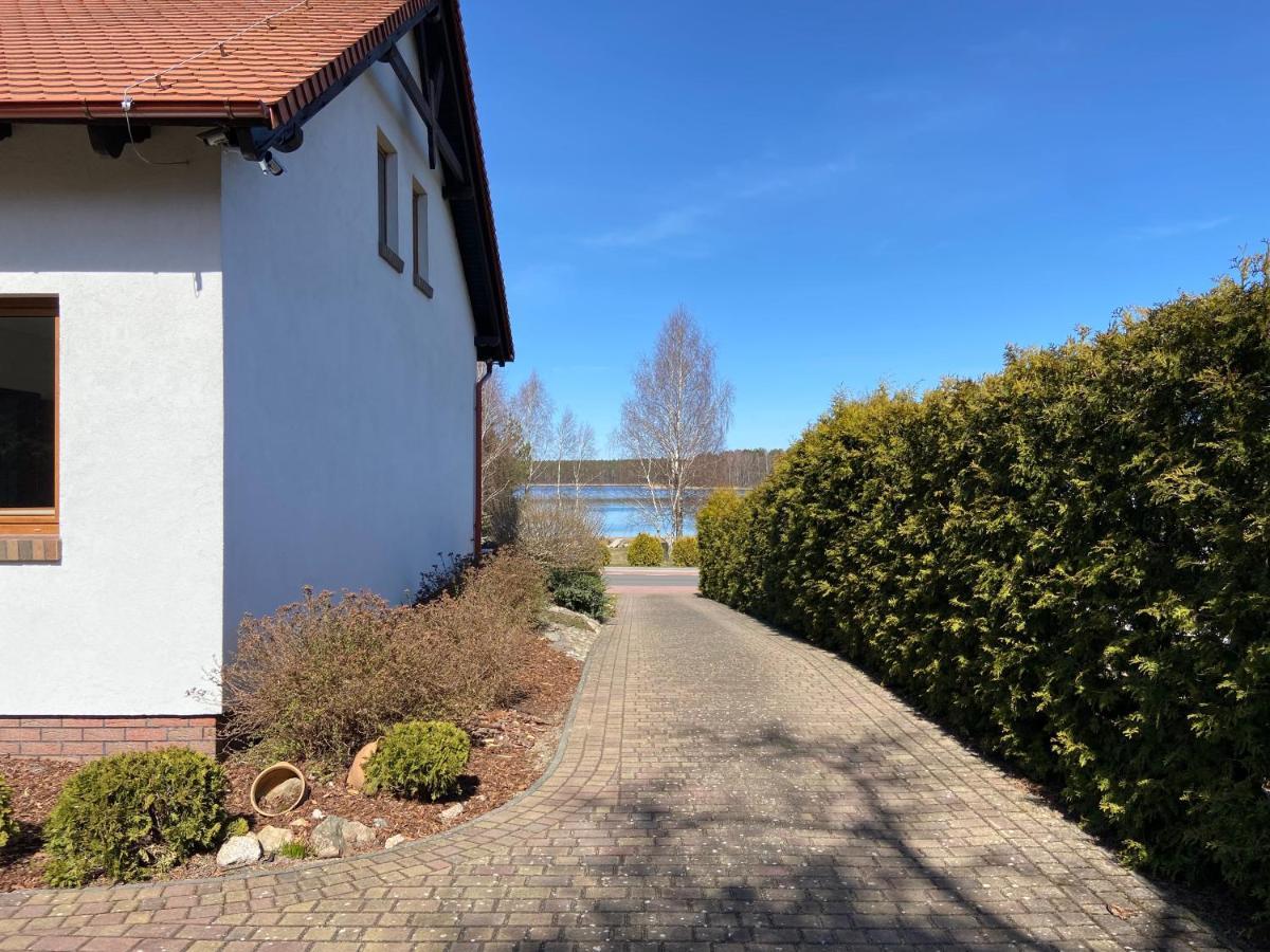 Dom U Zbyszka Z Prywatna Plaza Villa Kiedrowice Exteriör bild